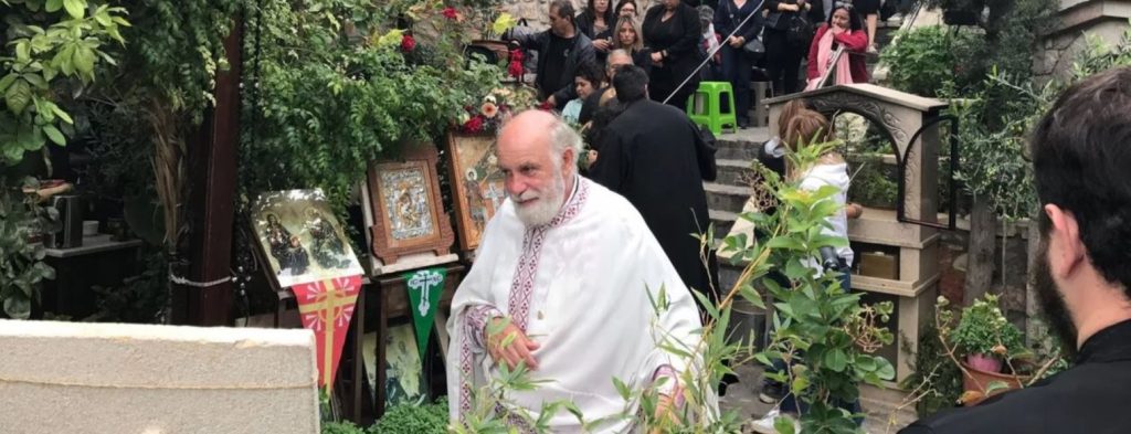 Άγιοι Ισίδωροι Λυκαβηττού: «Σπάει» τη σιωπή του ο παπάς Δημήτρης – «Δεν κρατάω κακία σε κανέναν»