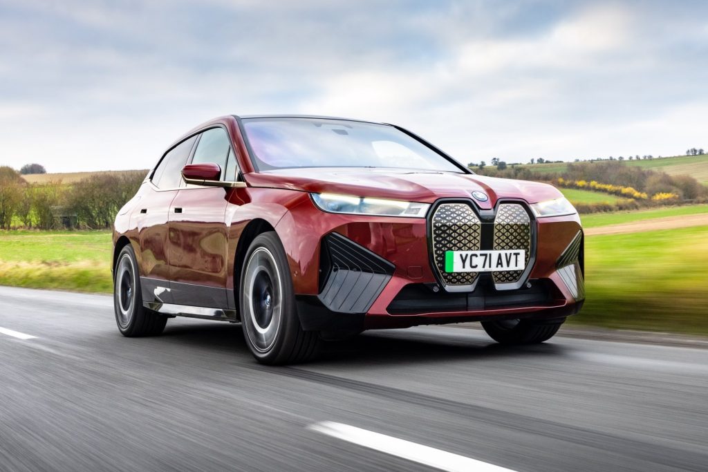 Ελβετία: Σχεδιάζει την απαγόρευση κυκλοφορίας των ηλεκτρικών αυτοκινήτων