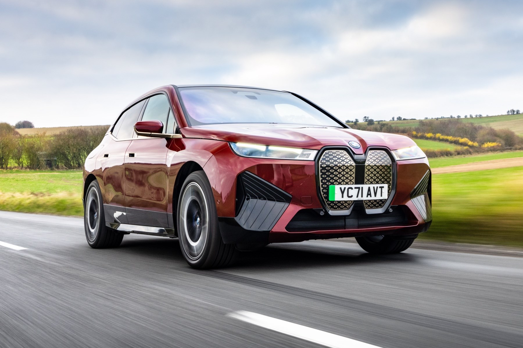 Ελβετία: Σχεδιάζει την απαγόρευση κυκλοφορίας των ηλεκτρικών αυτοκινήτων