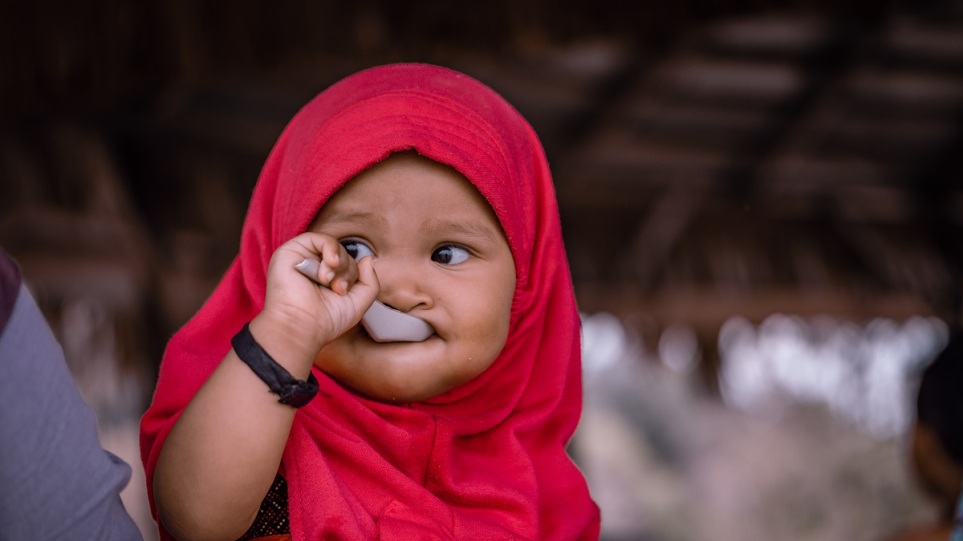 Ινδονησία: 199 παιδιά έχουν πεθάνει από νεφρική ανεπάρκεια μετά τη χρήση σιροπιού