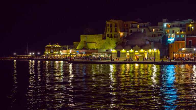 Χανιά: 28χρονος τουρίστας έπεσε στο λιμάνι τα ξημερώματα