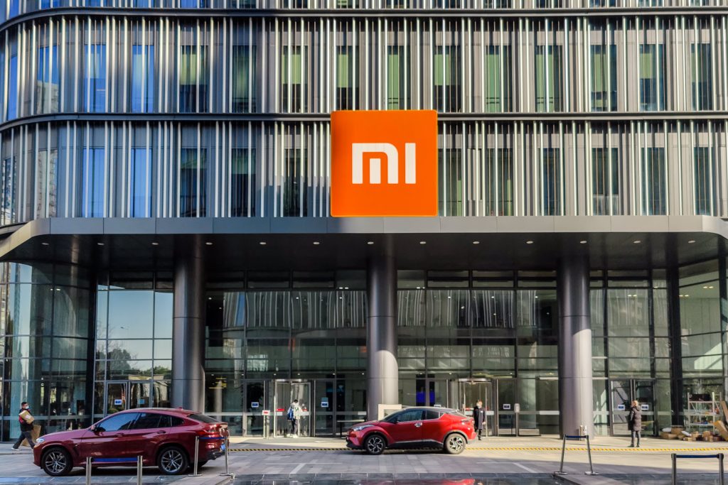 Η Xiaomi θέλει να πουλά 10 εκατ. ηλεκτρικά αυτοκίνητα το χρόνο