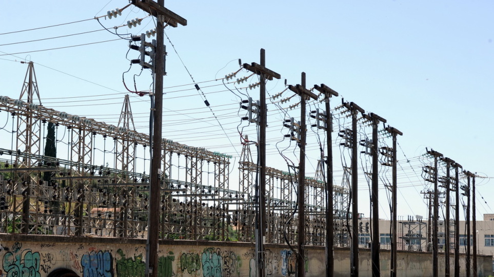 Κέρκυρα: Μπήκαν σε συνεργείο και έκλεψαν μπαταρίες – Επιχείρησαν να κλέψουν και υποσταθμό της ΔΕΗ