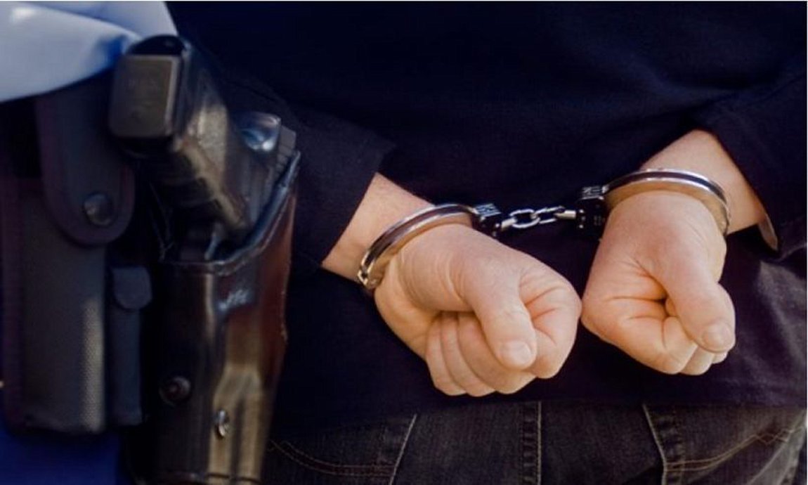 Βόρεια Ελλάδα: Συνελήφθησαν τρία άτομα για διακίνηση παράνομων μεταναστών και ναρκωτικά