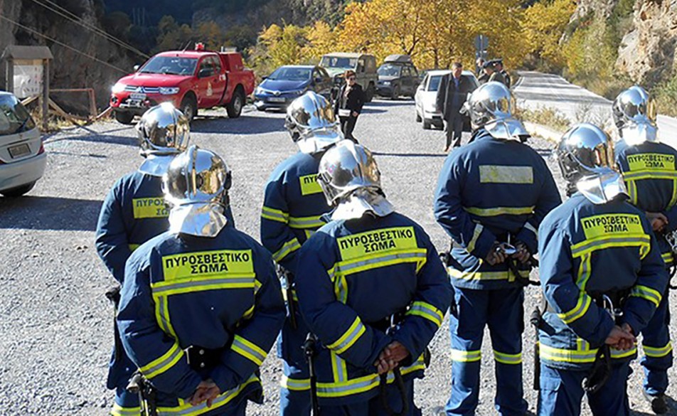 Λέσβος: Εμπρηστική επίθεση από αγνώστους σε 13 οχήματα εταιρείας ενοικίασης