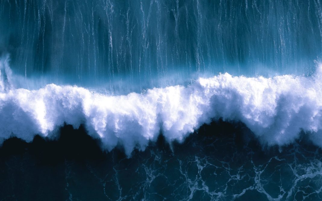 Ιταλία: Τσουνάμι ύψους 1,5 μέτρου στο νησί Στρόμπολι μετά από έκρηξη ηφαιστείου (φωτό-βίντεο)