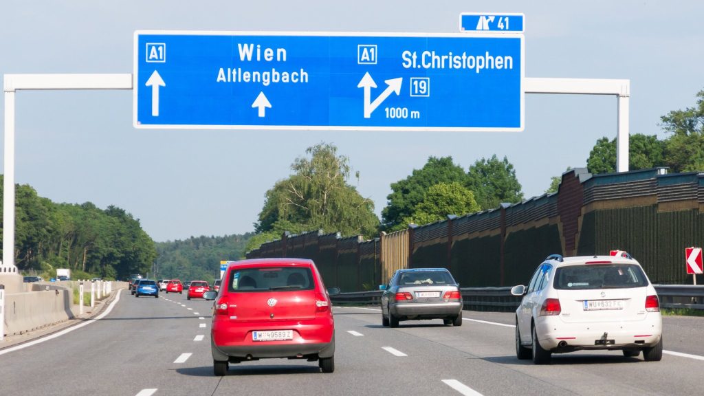 Αυστρία: Οι Αρχές θα κατάσχουν το όχημα όσων οδηγούν με υπερβολική ταχύτητα