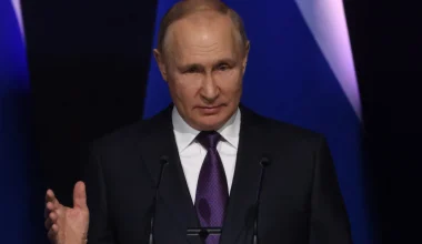 Ο Βλαντιμίρ Πούτιν υπέγραψε νόμο που απαγορεύει την «προπαγάνδα ΛΟΑΤΚΙ»