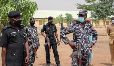 Εισβολή ενόπλων σε ισλαμικό τέμενος στη Νιγηρία – Πήραν 13 ομήρους