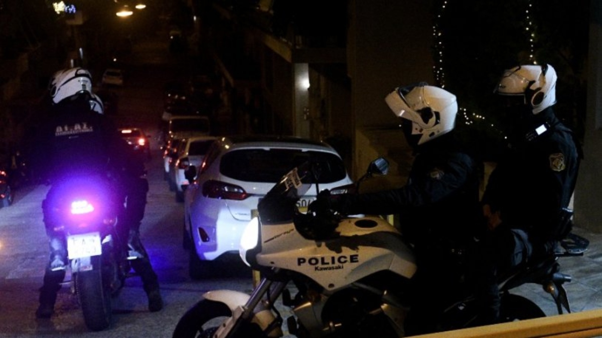 Καταδίωξη και πυροβολισμοί στη Θεσσαλονίκη με έναν τραυματία