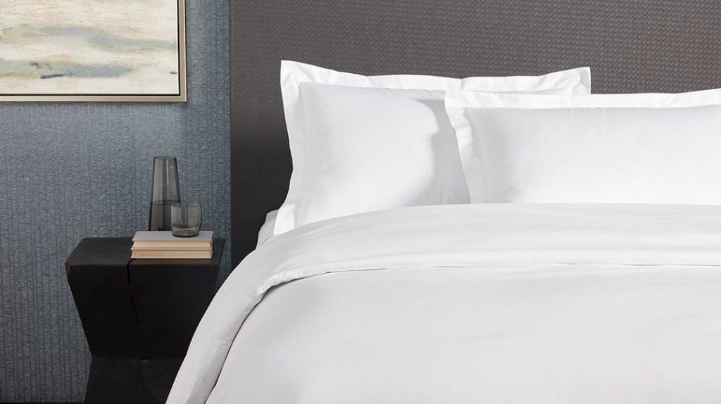 Το γνωρίζατε; – Να γιατί τα ξενοδοχεία έχουν μόνο λευκά σεντόνια και πετσέτες