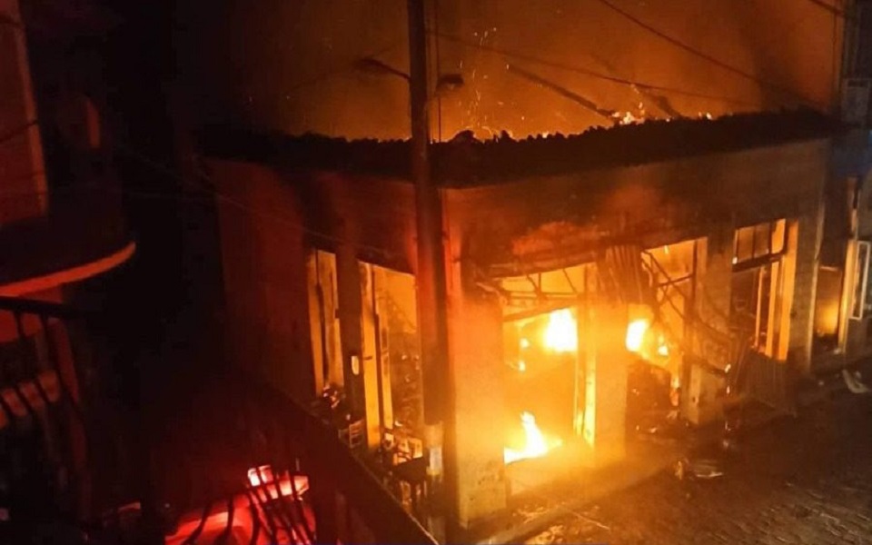 Λέσβος: Ταυτοποιήθηκε ο δράστης που έβαζε φωτιά σε επιχειρήσεις και σπίτια – Ζημιές 200.000 ευρώ