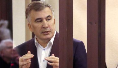 Γεωργία: Ο πρώην πρόεδρος Μ.Σαακασβίλι «δηλητηριάστηκε» στη φυλακή