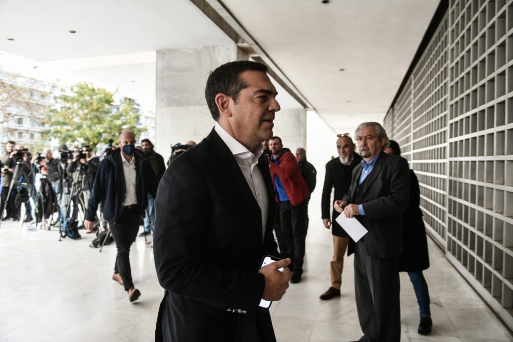 A.Tσίπρας: «Η παρακολούθηση των αρχηγών των Ενόπλων Δυνάμεων θέτει σε διακινδύνευση την ίδια την εθνική μας ασφάλεια»