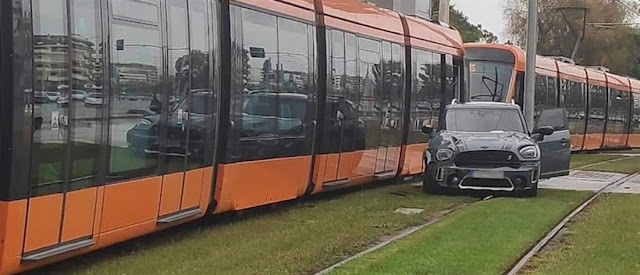 Κωνσταντινούπολη: Τραμ συγκρούστηκε με λεωφορείο – Τουλάχιστον 19 τραυματίες