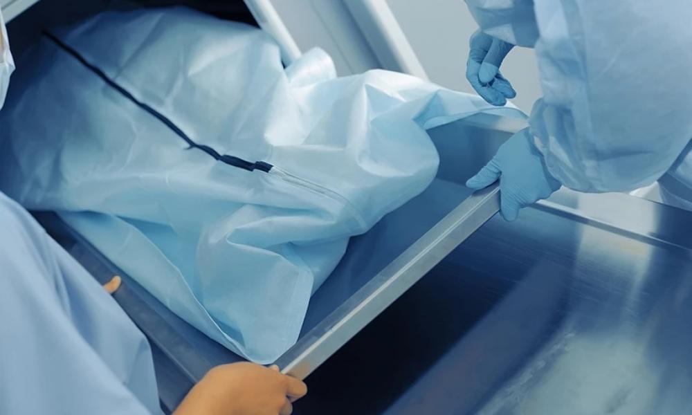 Βραζιλία: Άντρας έμεινε για 5 ώρες μέσα σε σακούλα πτωμάτων σε γραφείο τελετών – Οι γιατροί τον δήλωσαν καταλάθος νεκρό