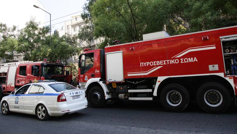 Φωτιά σε σχολικό λεωφορείο στη Θεσσαλονίκη
