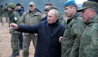 Β.Πούτιν: «Η Ρωσία θα συνεχίσει τον επίμονο αγώνα για τα εθνικά της συμφέροντα – 150.000 επίστρατοι στο μέτωπο»