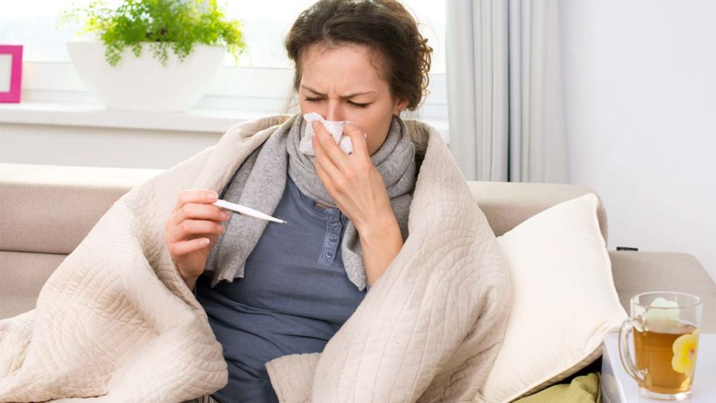 Γρίπη: Γιατί είμαστε πιο ευάλωτοι τους χειμερινούς μήνες;