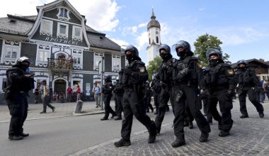 Γερμανία: Συνελήφθησαν 25 δεξιοί που «σχεδίαζαν πραξικόπημα»