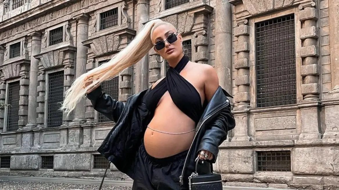 Ιωάννα Τούνη: Follower της «την είπε» για τη γυμνή κοιλιά της και εκείνη δεν κρατήθηκε και της απάντησε