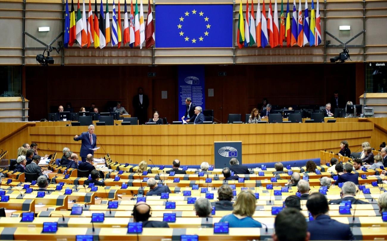 Ευρωπαίοι Σοσιαλιστές: «Μηδενική ανοχή στη διαφθορά»