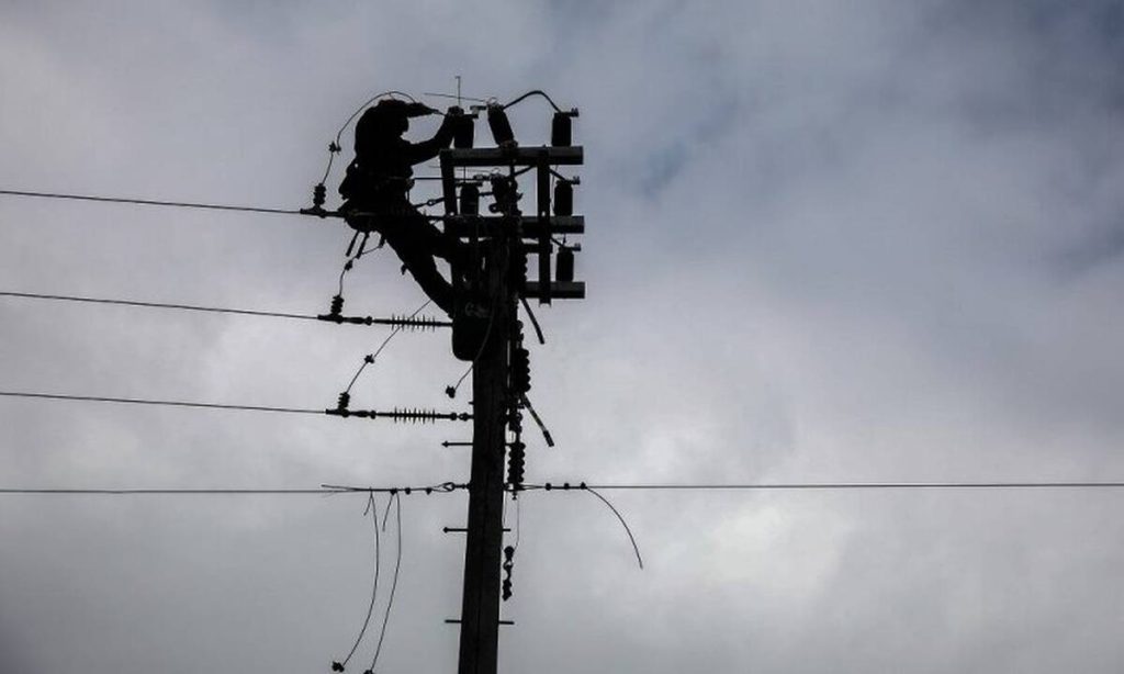 ΔΕΔΔΗΕ: Θα δίνει αποζημιώσεις για διακοπές ρεύματος άνω των 72 ωρών – Εκτός η Αττική και η Θεσσαλονίκη!