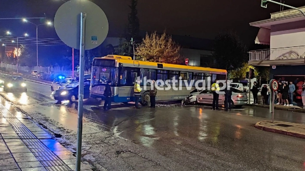 Τροχαίο ατύχημα στη Θεσσαλονίκη: Λεωφορείο του ΟΑΣΘ συγκρούστηκε με ΙΧ (βίντεο)