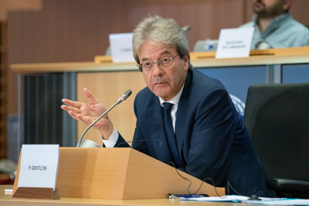 Πάολο Τζεντιλόνι: «Επαίσχυντη υπόθεση – Ένα σκάνδαλο στο Ευρωπαϊκό Κοινοβούλιο»