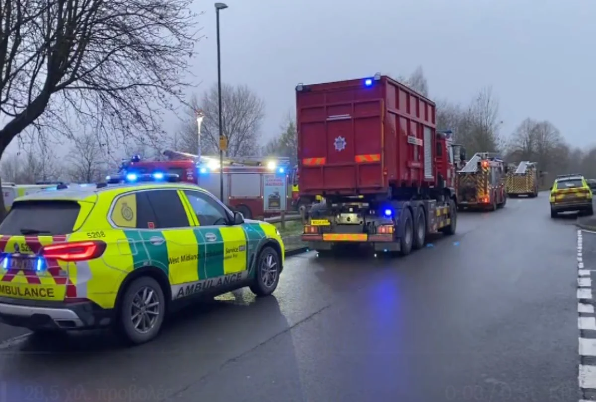 Βρετανία: Ανασύρθηκαν άτομα από λίμνη στο Σόλιχαλ – Έπαθαν υποθερμία