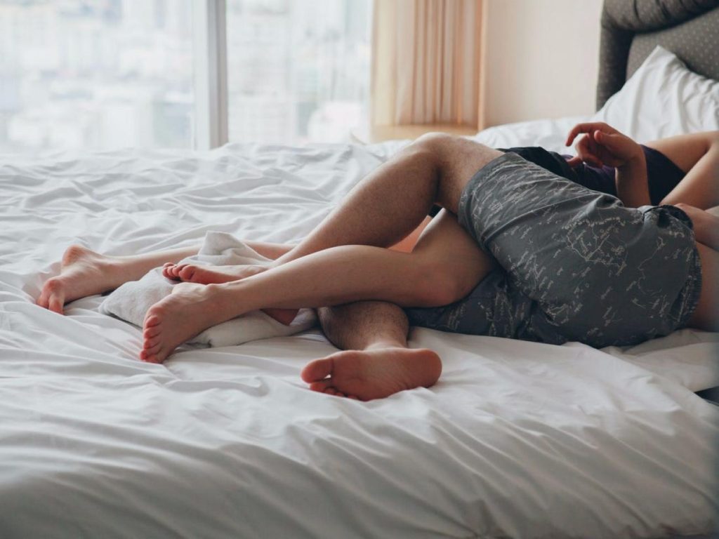 Της ήρθε από εκεί που δεν το περίμενε: Έψαχνε για τρίο μέσω dating app και τελικά… βρήκε τον άντρα της ζωής της