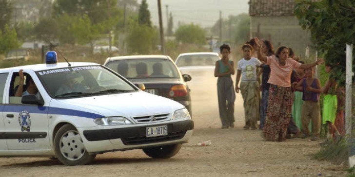 Αστυνομική επιχείρηση σε καταυλισμό Ρομά στα Βραχνέικα Πάτρας