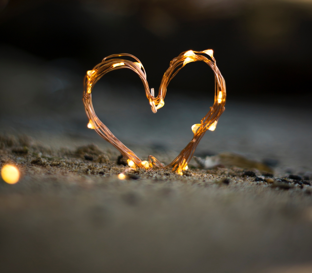 Θα ζήσουν μοναδικές στιγμές: Τα 5 ζώδια που θα έχουν ευκαιρίες στα ερωτικά τους μέχρι τις 3 Ιανουαρίου