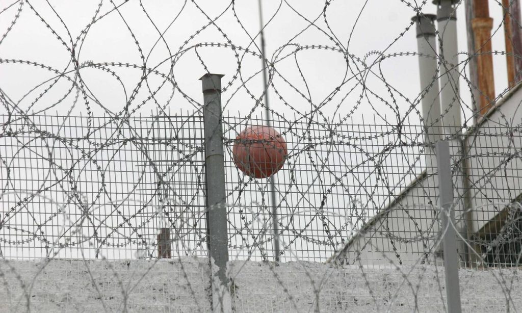 Κρατούμενος στις φυλακές Αυλώνα αποπειράθηκε να αποδράσει