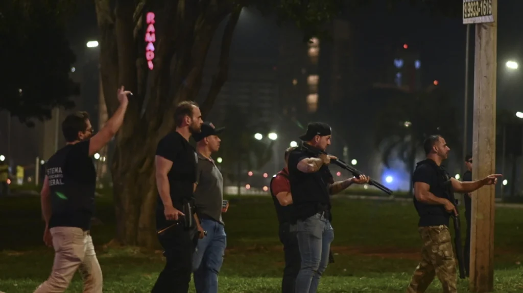 Βραζιλία: Συγκρούσεις μεταξύ οπαδών του Ζ.Μπολσονάρου και αστυνομικών