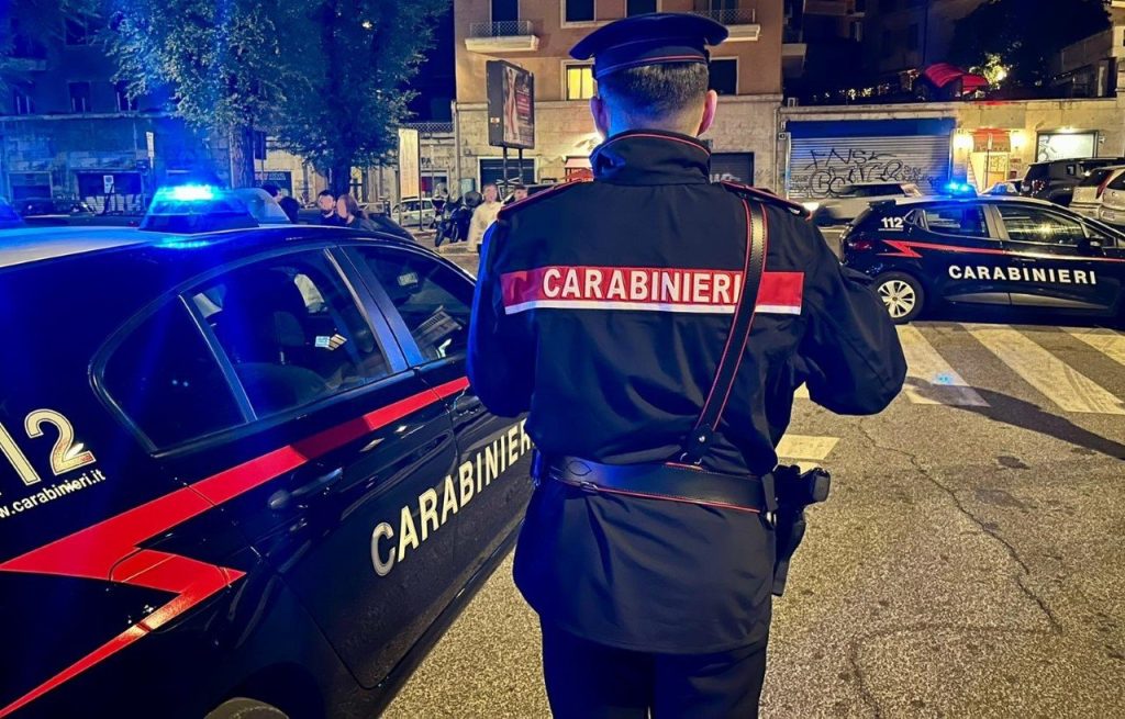 Ρώμη: Τέσσερις οι νεκροί από πυροβολισμούς σε συνέλευση πολυκατοικίας