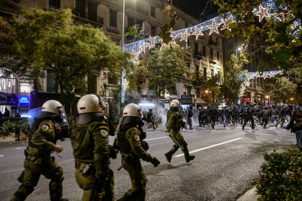 Θεσσαλονίκη: «Κόκκινος συναγερμός» για νέες ταραχές από Ρομά – Θέμα ωρών η απόφαση για τον αστυνομικό
