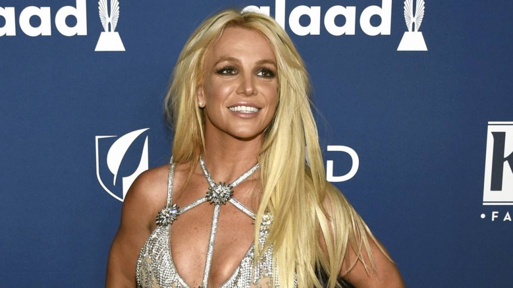 Μπρίτνεϊ Σπίαρς: Χορεύει ολόγυμνη στο ντους και προκαλεί «εγκεφαλικά» στο Instagram (βίντεο)