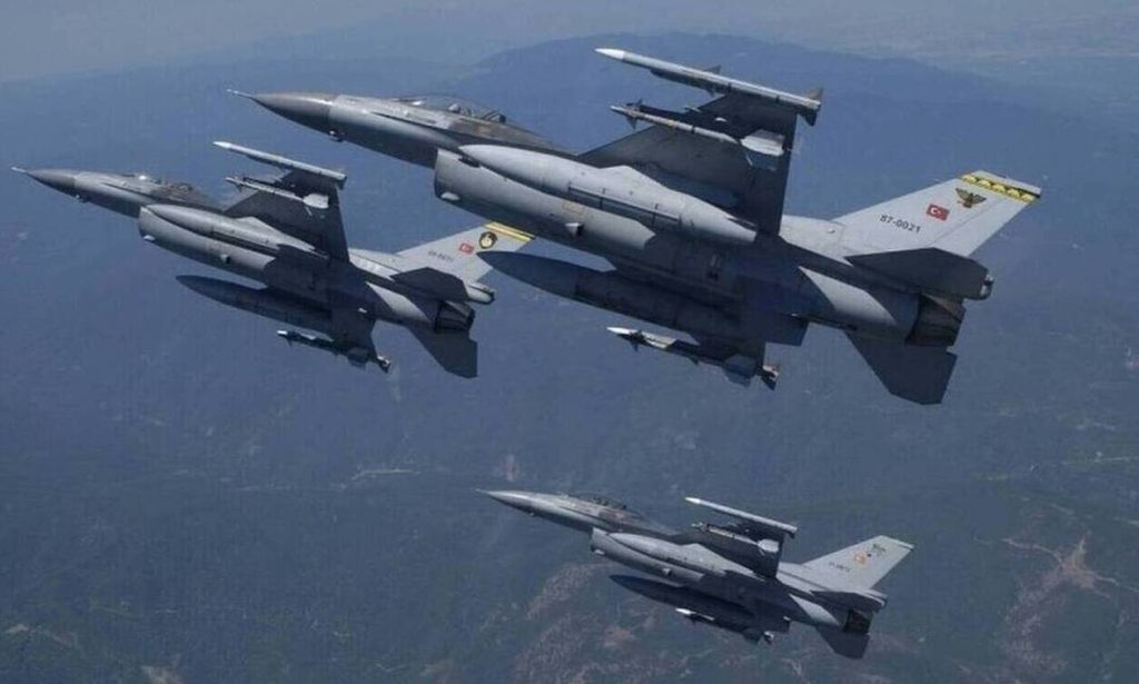 Τουρκικά αεροσκάφη: Έκαναν 95 παραβιάσεις του ενάεριου χώρου την Τετάρτη