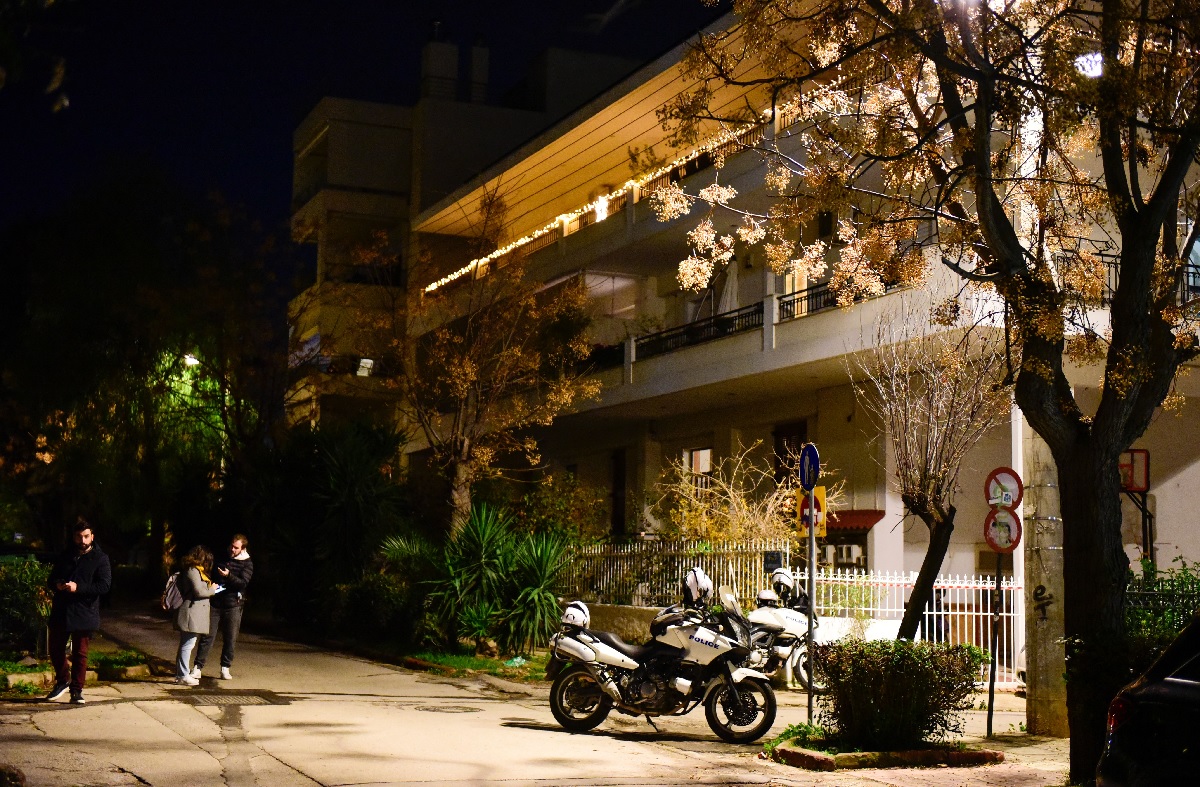 Μαρούσι – Δικηγόρος 17χρονης: «Τελεί υπό το σοκ της ανθρωποκτονίας που έχει τελέσει και της πάλης που προηγήθηκε»