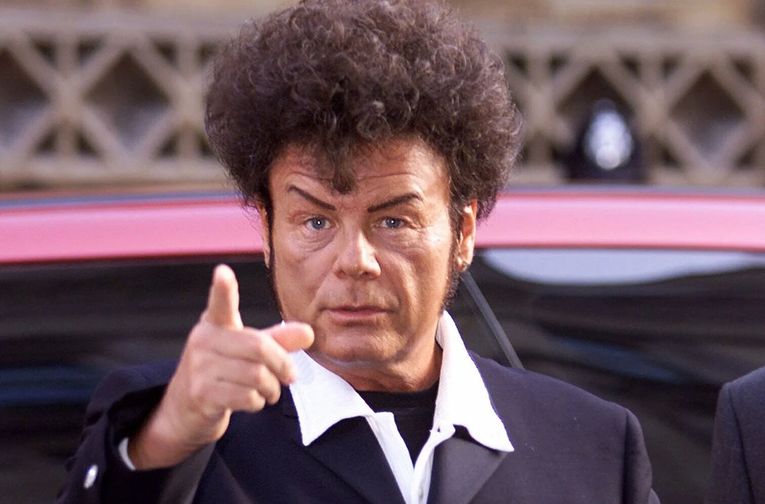 Γκάρι Γκλίτερ: Ο παιδόφιλος τραγουδιστής θα αποφυλακιστεί έχοντας εκτίσει τη μισή ποινή του