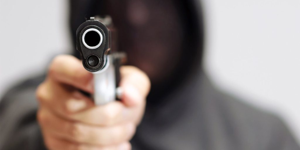 Αλμυρός: Πατέρας απείλησε με όπλο συμμαθητές του παιδιού του – Δύο συλλήψεις