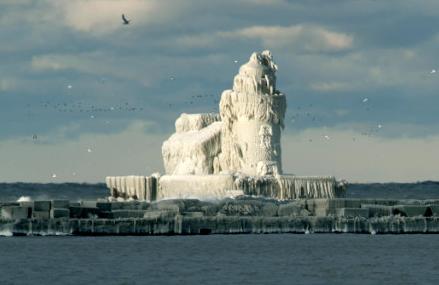 Εντυπωσιακό: Φάρος μεταμορφώθηκε σε… ιγκλού! (φωτο)