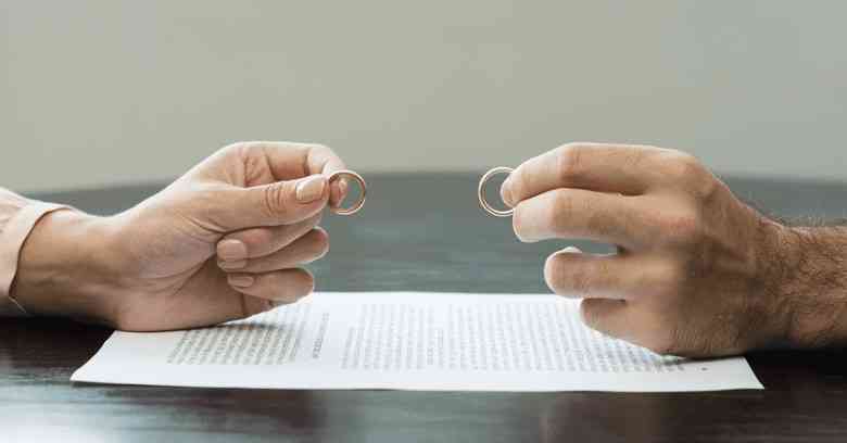 Δεν ξανάγινε: Ο πιο παράξενος εθισμός που έβαλε τέλος σε ένα γάμο