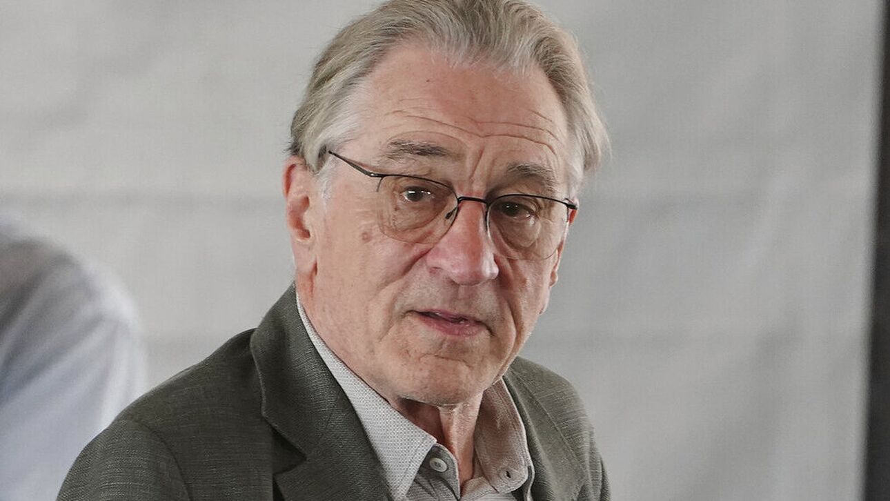 Ρόμπερτ Ντε Νίρο: 30χρονη εισέβαλε στο σπίτι του – Έκλεψε τα δώρα από το χριστουγεννιάτικο δέντρο (βίντεο)