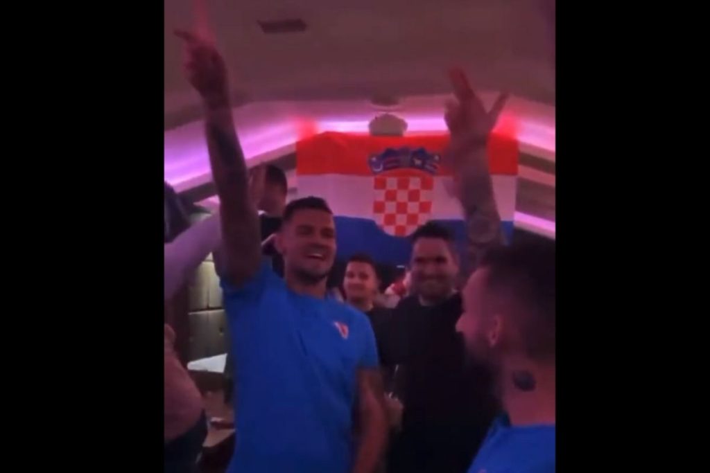 «Σάλος» στην Κροατία: Διεθνείς παίκτες πανηγυρίζουν με ναζιστικά τραγούδια! (βίντεο)