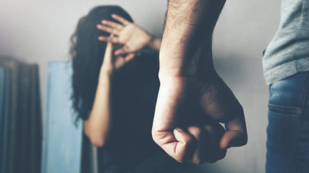 Ηράκλειο: 46χρονος επιτέθηκε στη σύζυγό του επειδή το… κριθαράκι ήταν ανάλατο