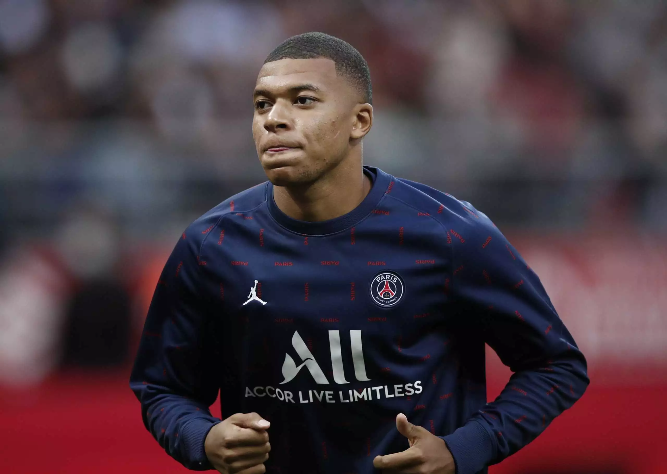 Ο Γάλλος υπουργός Οικονομικών ζητάει παρέμβαση FIFA για τις «ρατσιστικές» επιθέσεις σε Κ.Eμπαπέ και την «μαύρη» εθνική Γαλλίας