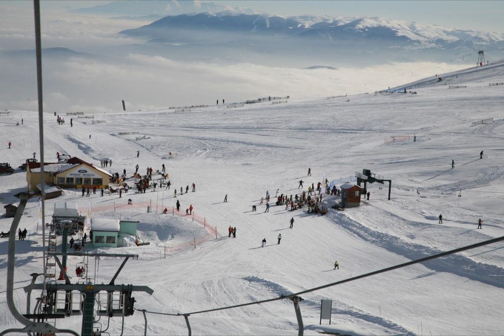Χριστούγεννα: Τα ανοικτά χιονοδρομικά κέντρα της Βόρειας Ελλάδας που μπορείτε να επισκεφθείτε