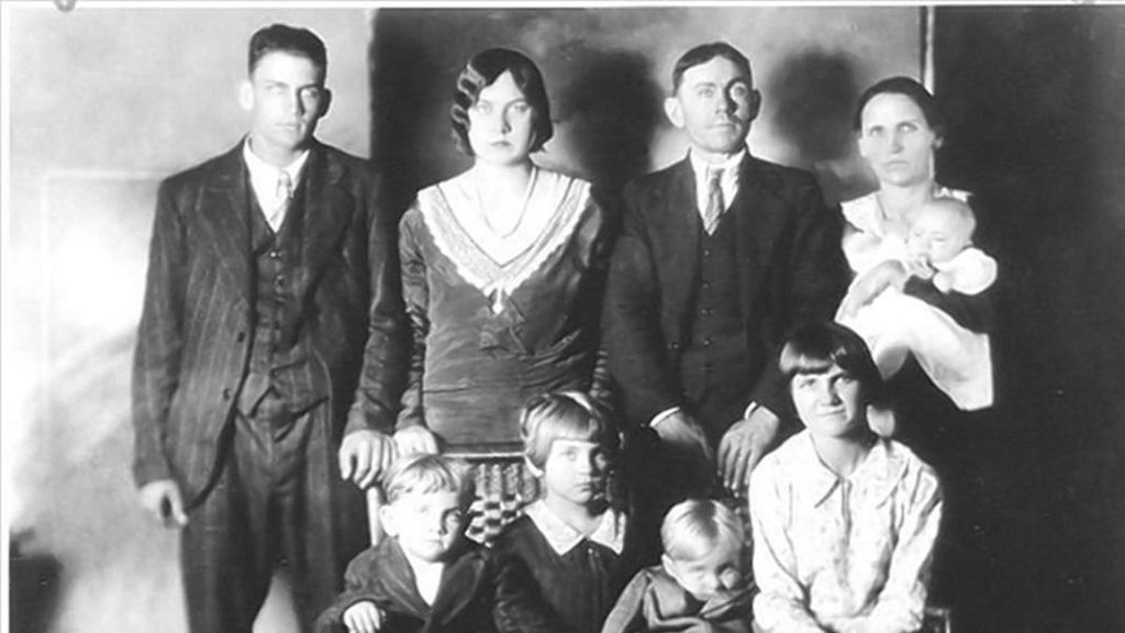 Το έγκλημα που «πάγωσε» τις ΗΠΑ τα Χριστούγεννα του 1929: Πατέρας σκότωσε σύζυγο και παιδιά και αυτοκτόνησε